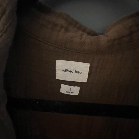 Aritzia Wilfred New Sail Gauzy Long-Sleeved Shirt - Picture 3 of 3